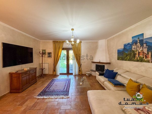 casa indipendente in vendita a Nepi