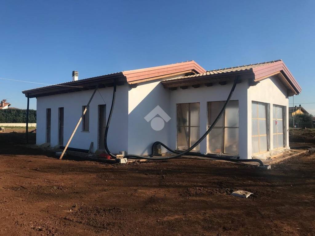 casa indipendente in vendita a Nepi