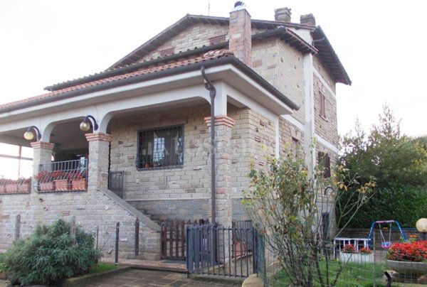 casa indipendente in vendita a Nepi