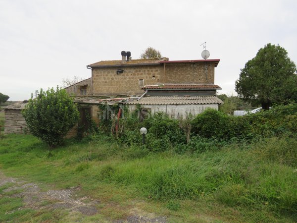 casa indipendente in vendita a Nepi