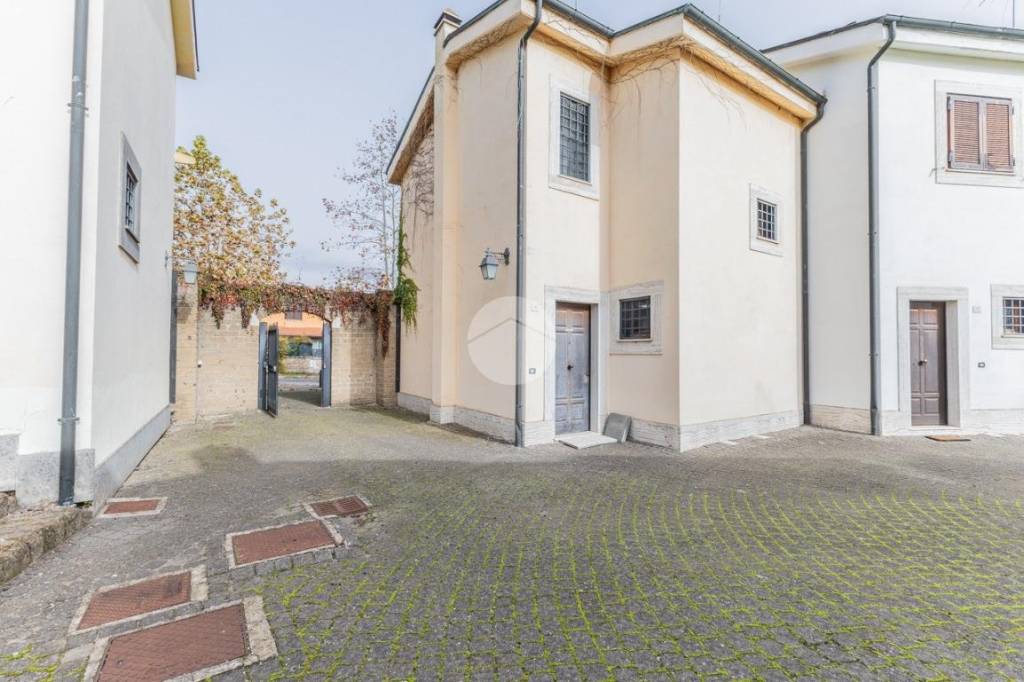 casa indipendente in vendita a Nepi