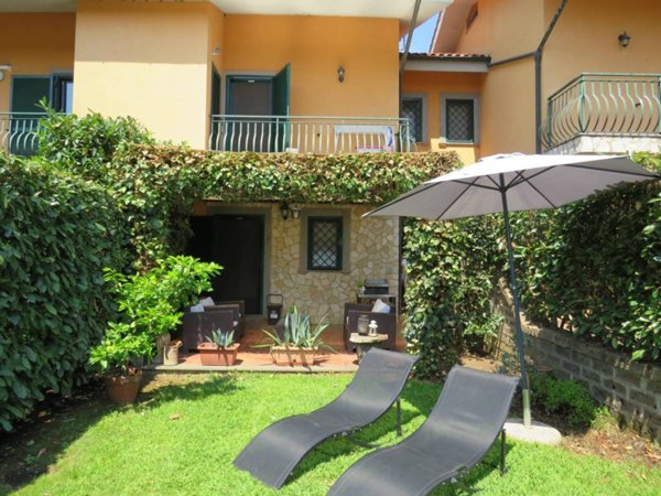 casa indipendente in vendita a Nepi