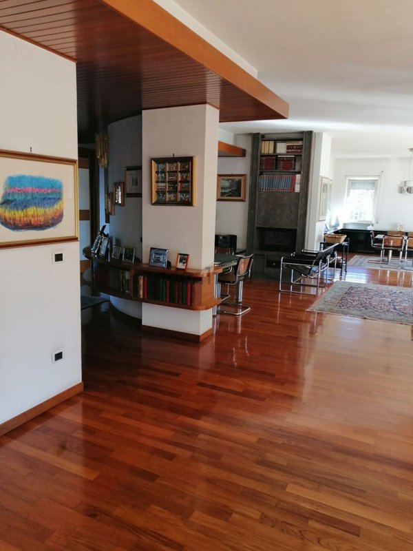 casa indipendente in vendita a Nepi