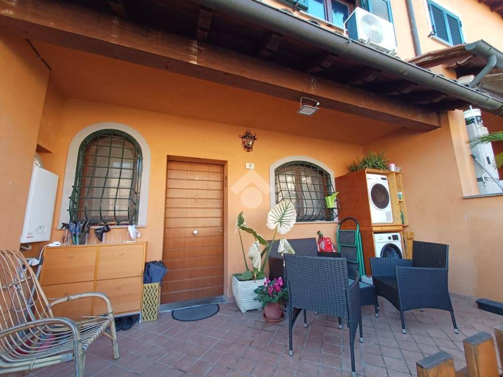 casa indipendente in vendita a Nepi