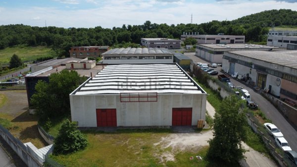 capannone in vendita a Nepi