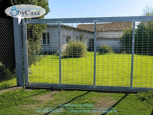 casa indipendente in vendita a Nepi