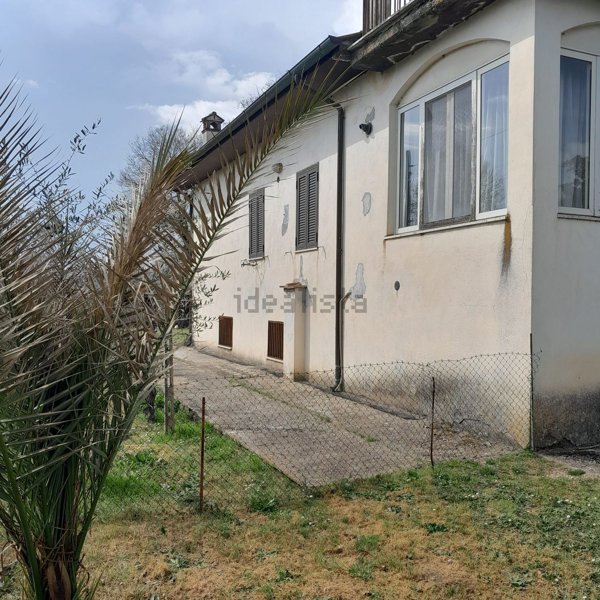casa indipendente in vendita a Nepi