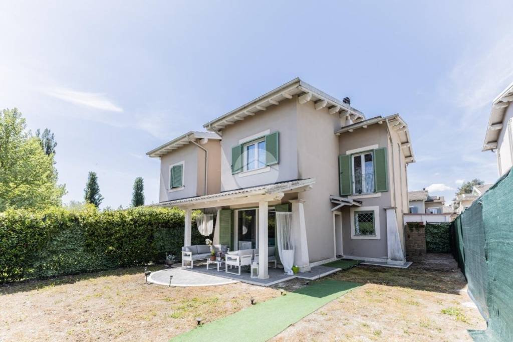 casa indipendente in vendita a Nepi