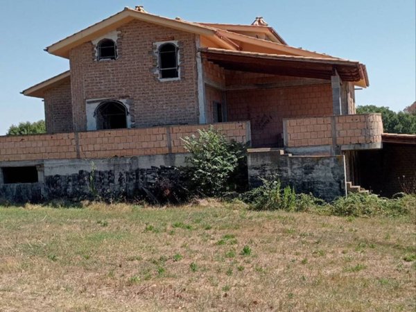 casa indipendente in vendita a Nepi