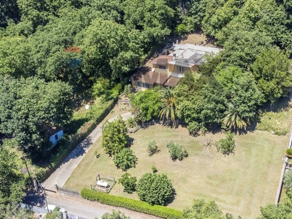 casa indipendente in vendita a Nepi