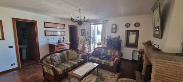 casa indipendente in vendita a Nepi