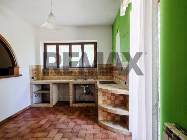 casa indipendente in vendita a Nepi
