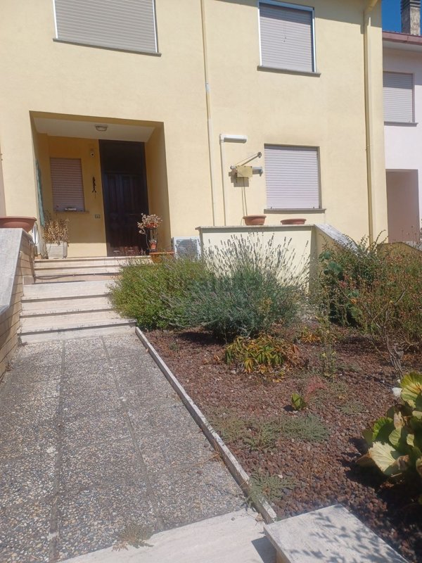 casa indipendente in vendita a Nepi