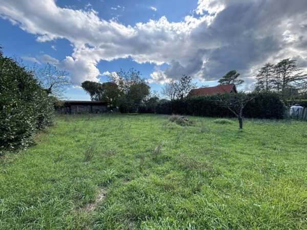 terreno in vendita a Nepi