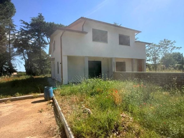 casa indipendente in vendita a Nepi