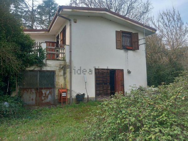 casa indipendente in vendita a Nepi