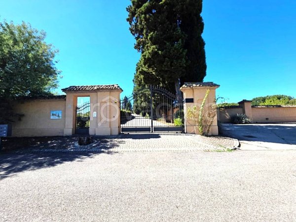 casa indipendente in vendita a Nepi