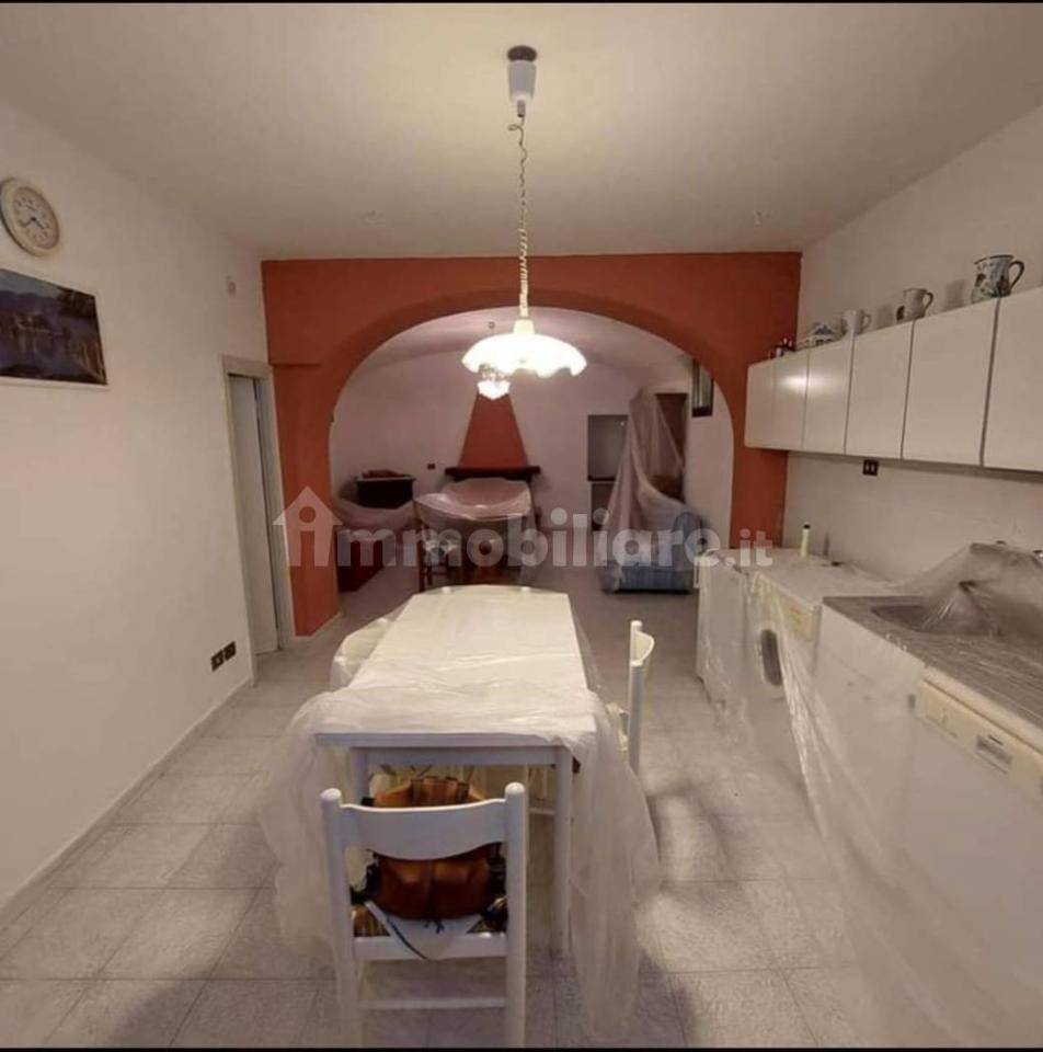 appartamento in vendita ad Onano