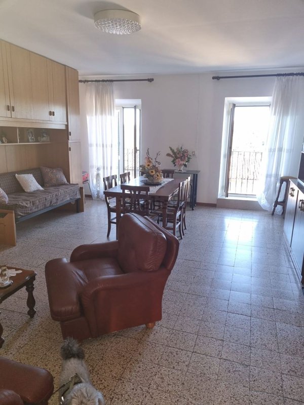 appartamento in vendita ad Onano