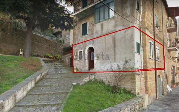 appartamento in vendita ad Onano