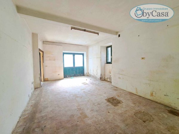 casa indipendente in vendita ad Oriolo Romano