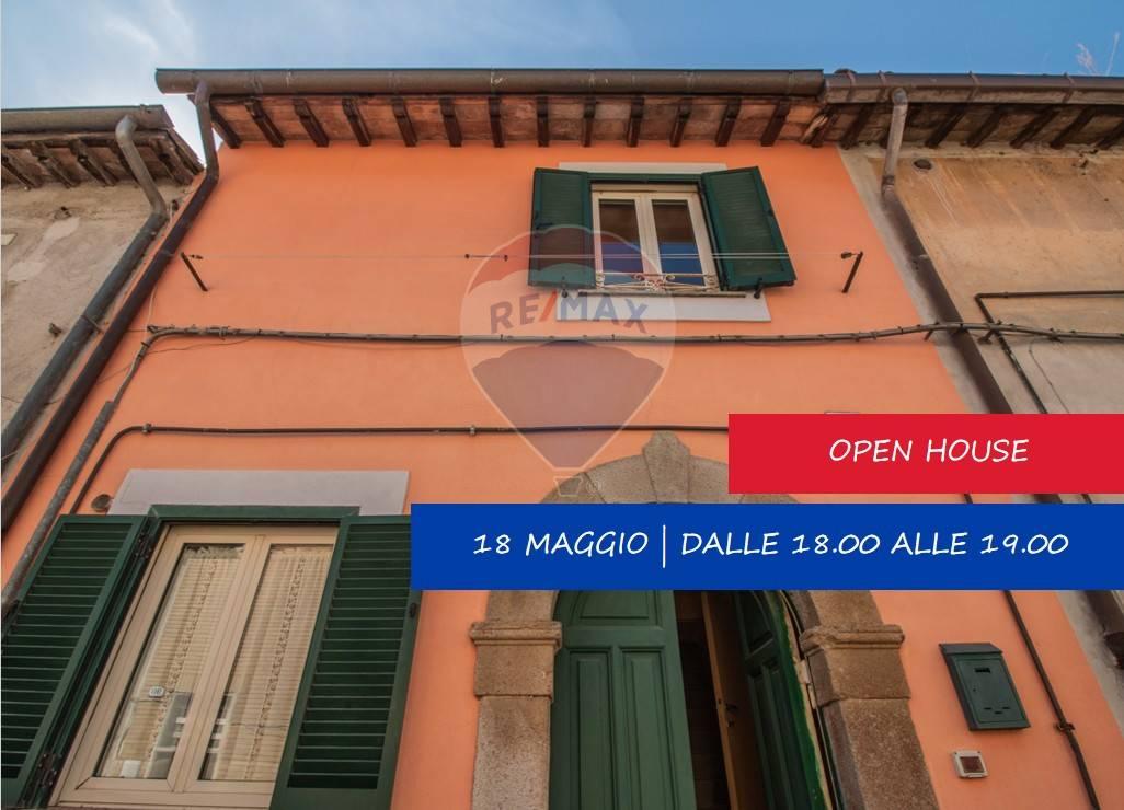 casa indipendente in vendita ad Oriolo Romano
