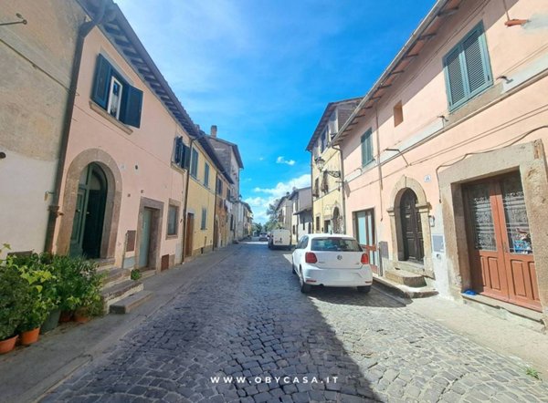 appartamento in vendita ad Oriolo Romano