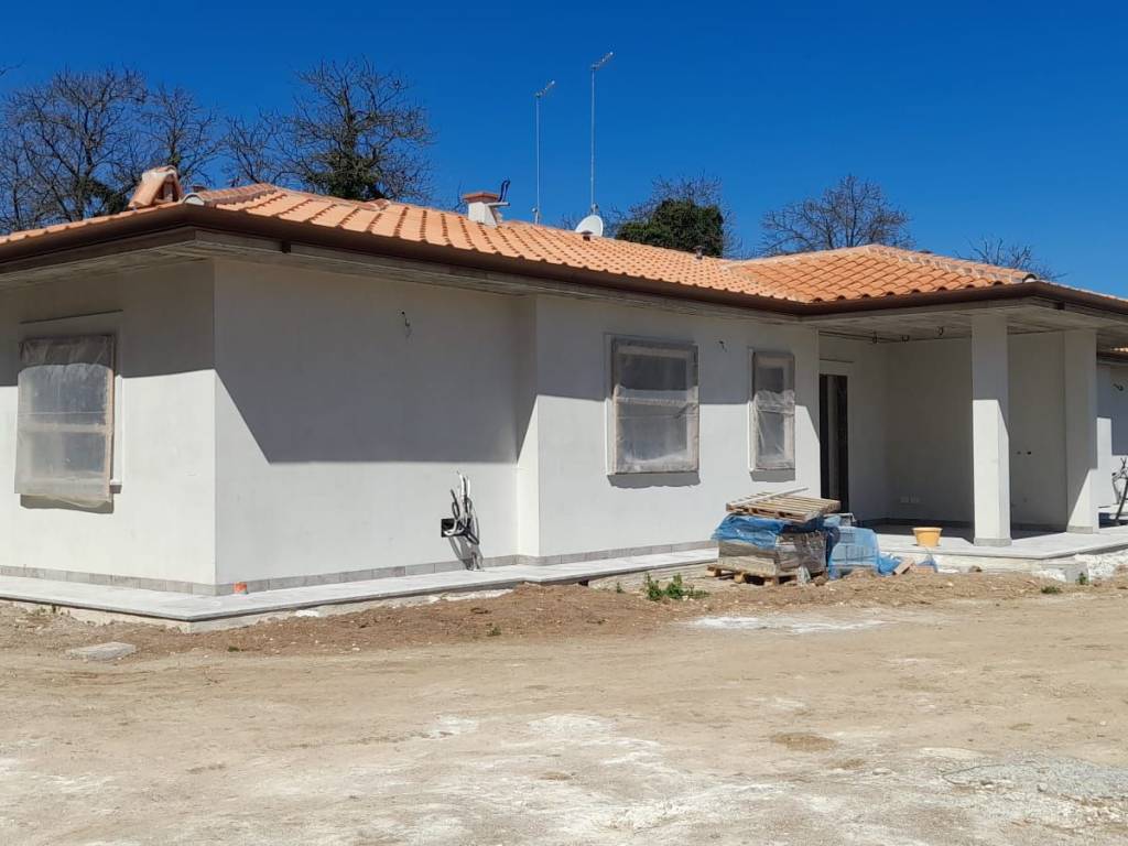 casa indipendente in vendita ad Oriolo Romano