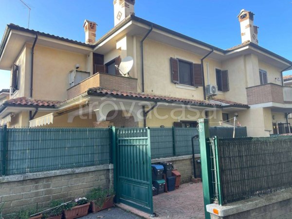 appartamento in vendita ad Oriolo Romano