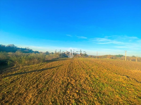 terreno agricolo in vendita ad Oriolo Romano