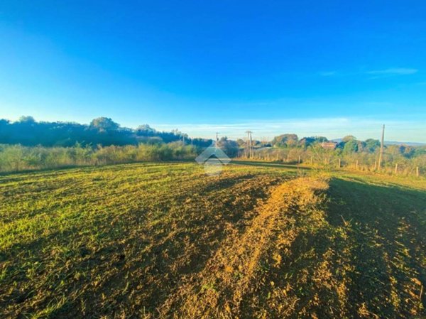 terreno agricolo in vendita ad Oriolo Romano