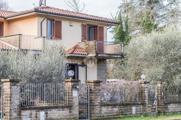 appartamento in vendita ad Oriolo Romano