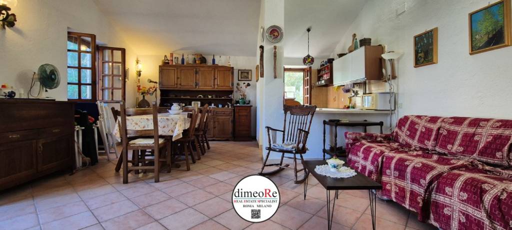 casa indipendente in vendita ad Oriolo Romano