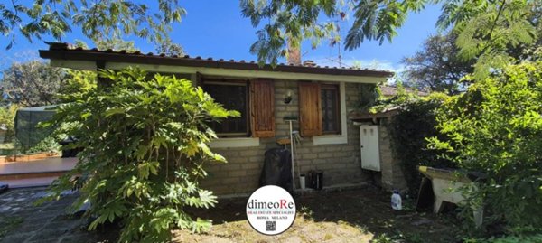 casa indipendente in vendita ad Oriolo Romano