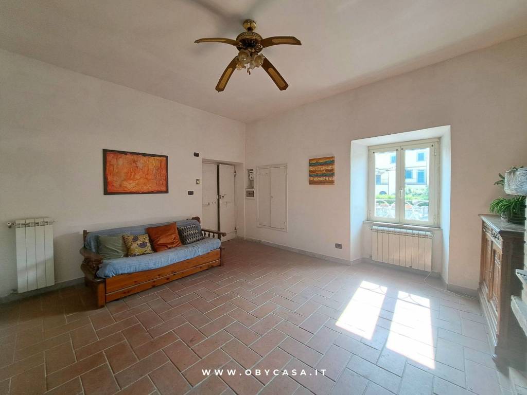 appartamento in vendita ad Oriolo Romano