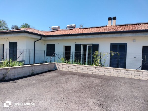 appartamento in vendita ad Oriolo Romano
