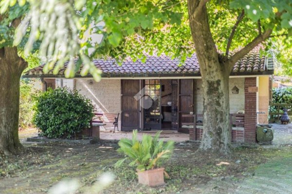 casa indipendente in vendita ad Oriolo Romano