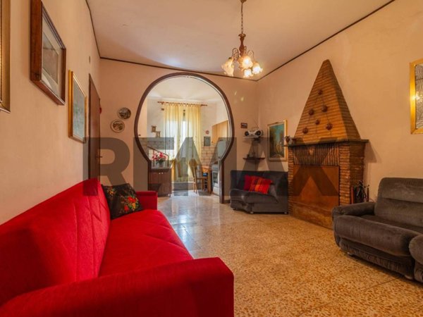 casa indipendente in vendita ad Oriolo Romano