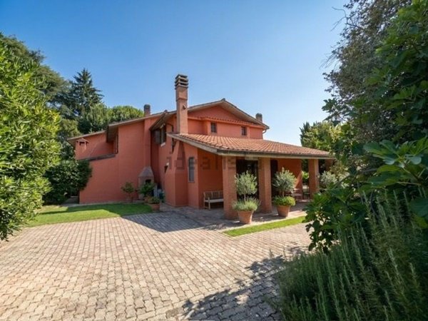 appartamento in vendita ad Oriolo Romano