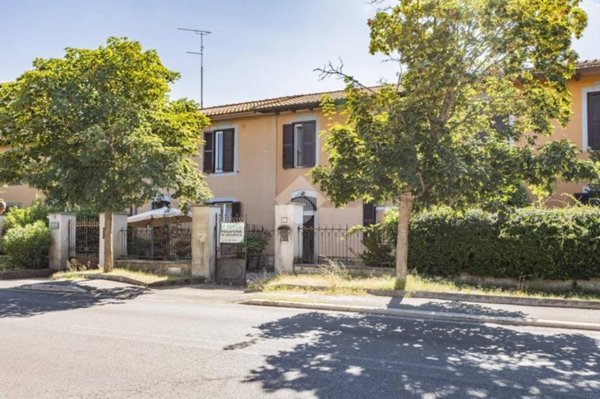casa indipendente in vendita ad Oriolo Romano
