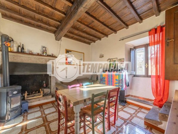 appartamento in vendita ad Oriolo Romano