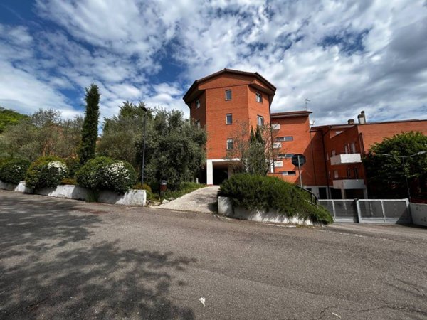 appartamento in vendita ad Orte in zona Orte Scalo