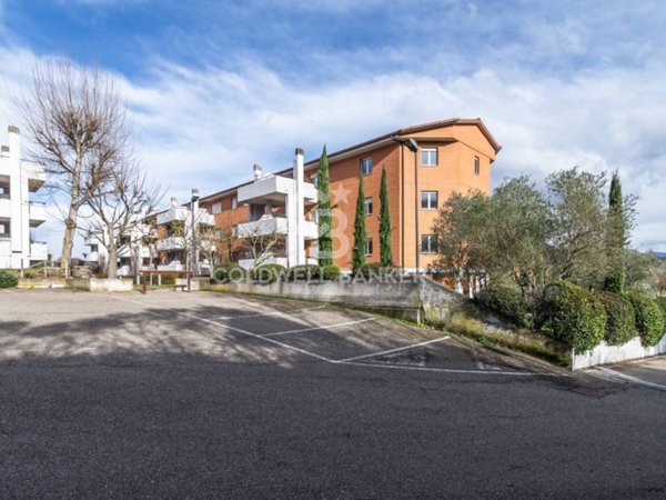 appartamento in vendita ad Orte in zona Orte Scalo