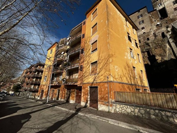 appartamento in vendita ad Orte