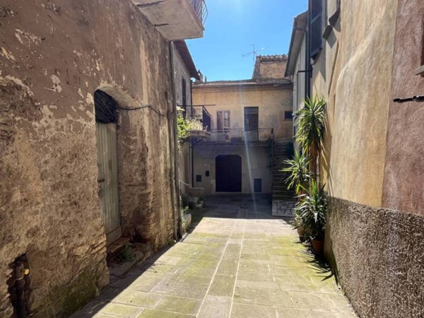 appartamento in vendita ad Orte