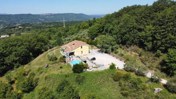 casa indipendente in vendita ad Orte