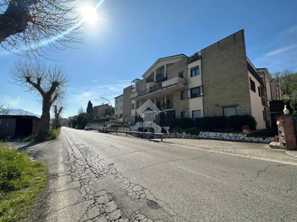 appartamento in vendita ad Orte in zona Orte Scalo