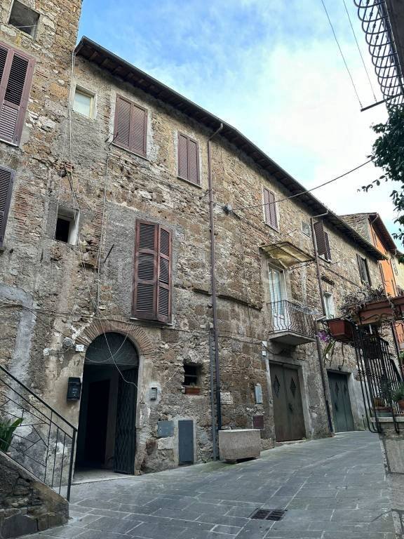 appartamento in vendita ad Orte