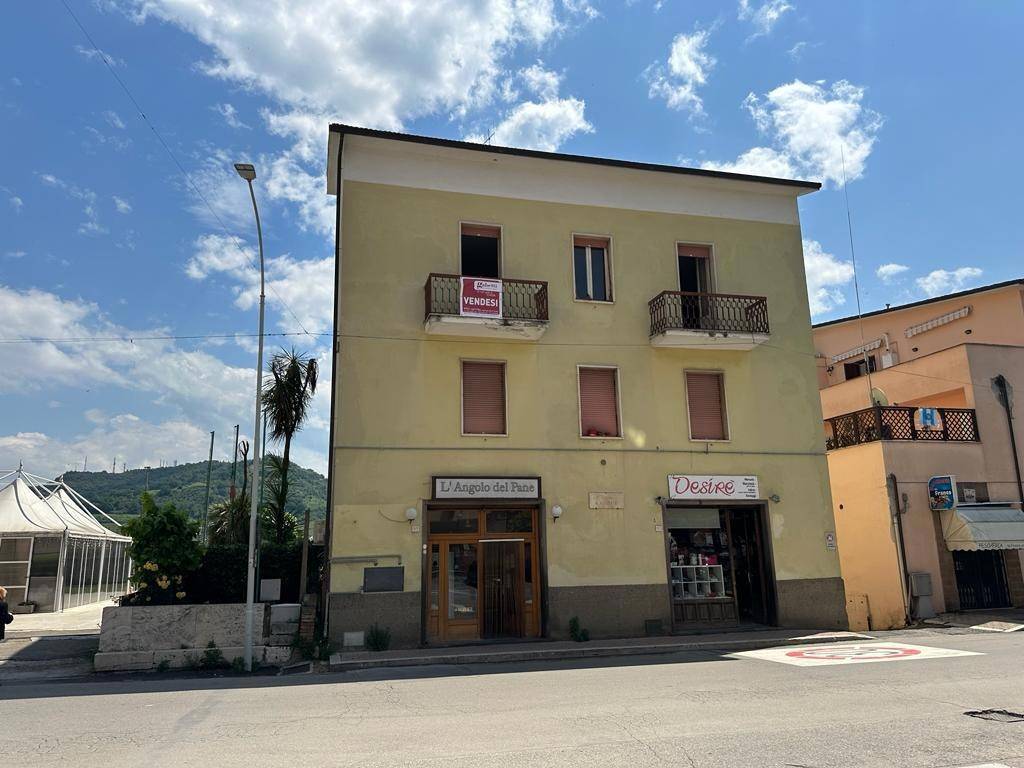 appartamento in vendita ad Orte in zona Orte Scalo
