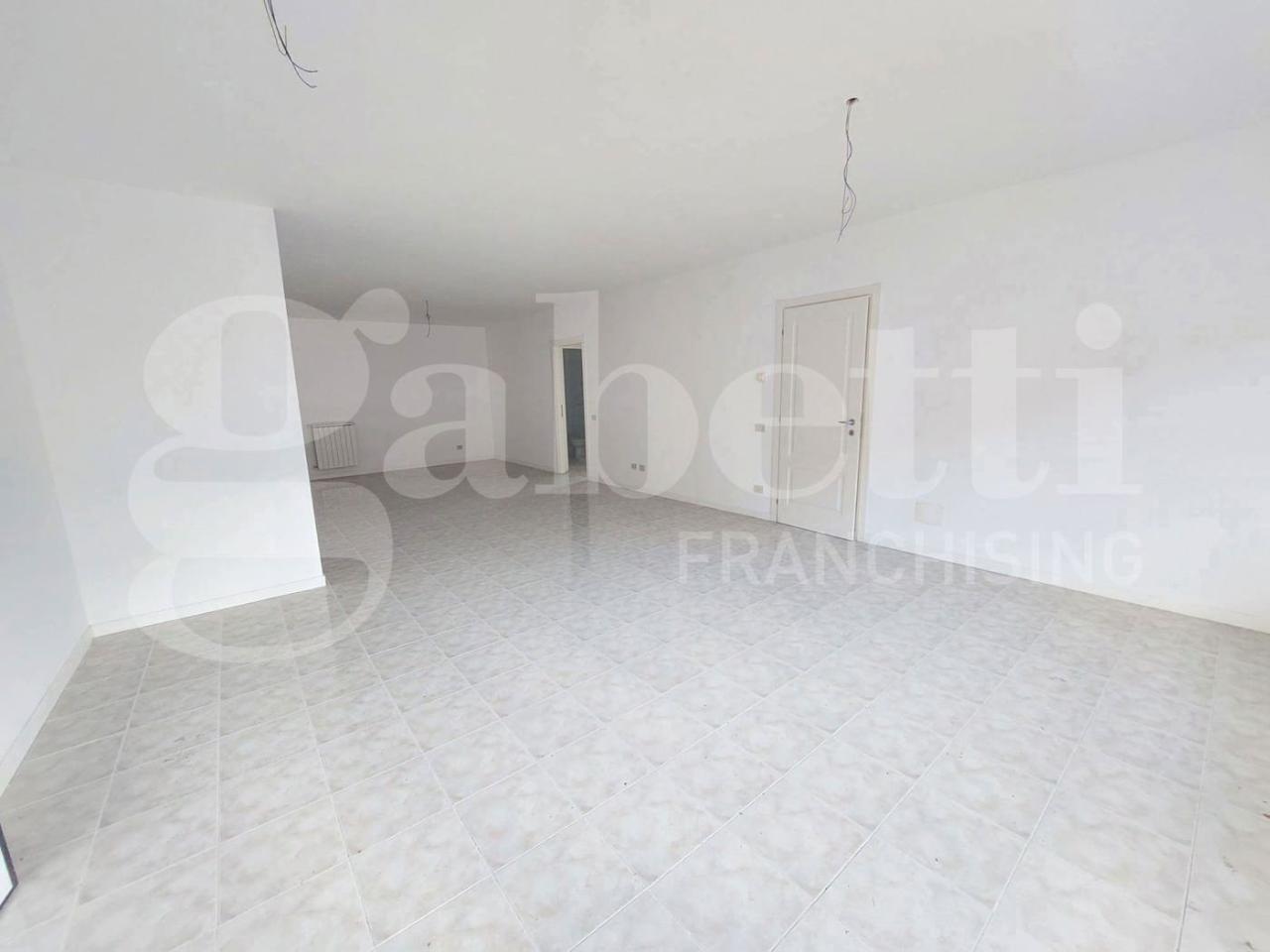 appartamento in vendita ad Orte in zona Orte Scalo